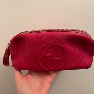 GUCCI Pebbled Calfskin Medium Soho Cosmetic Case